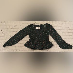 American 🦅 Outfitters: Flower Blouse